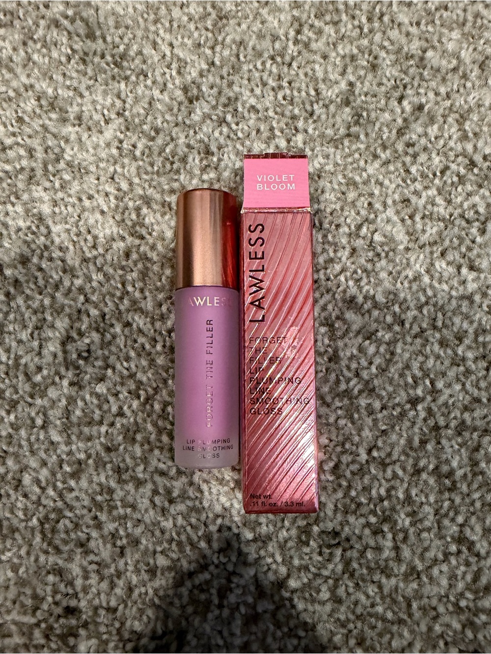 Lawless Lip Plumping Lip Gloss Violet Bloom